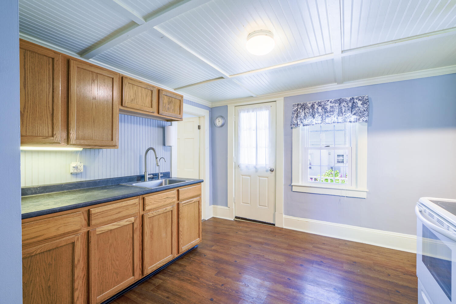 86 High Street Belfast, ME 04915 - Photo 34 of 45 86 High St Belfast 40-(ZF-5558-11862-1-0