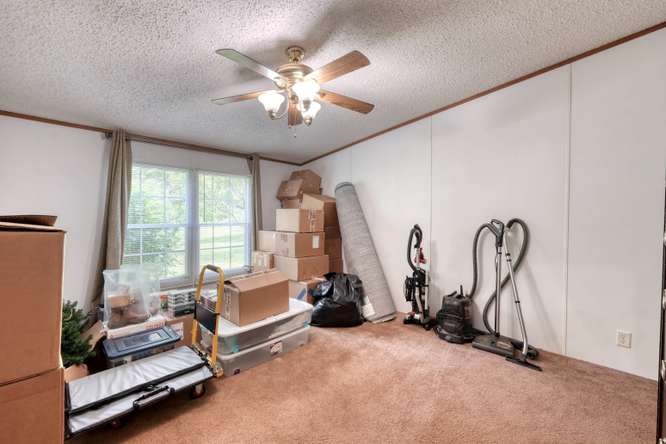 5359 Owltown Road Blairsville, GA 30512 - Photo 37 of 52 a view of a room with gym equipment