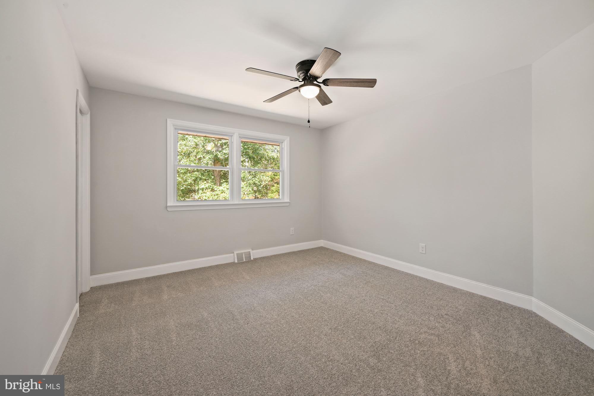 2383 Weymouth Road Newfield, NJ 08344 - Photo 19 of 29 2nd Bedroom