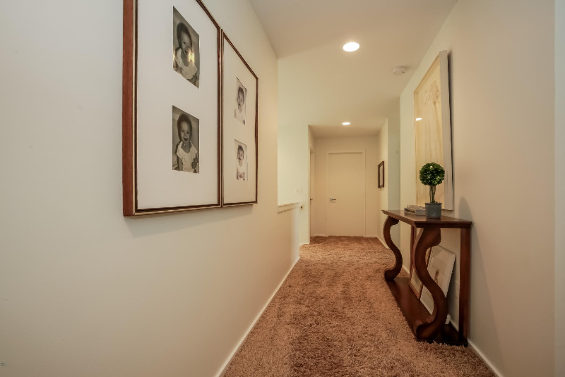 17754 North Shore Estates Road Spring Lake, MI 49456 - Photo 26 of 50 026-Hallway-1703535-medium