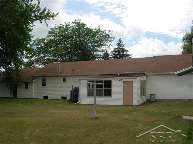 900 North Block Road Reese, MI 48757 - Photo 9 of 9 20032834-11.JPG