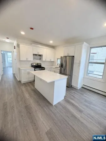 $2,300 | 71-73 Madison Avenue, Unit 1, Paterson, NJ 07524