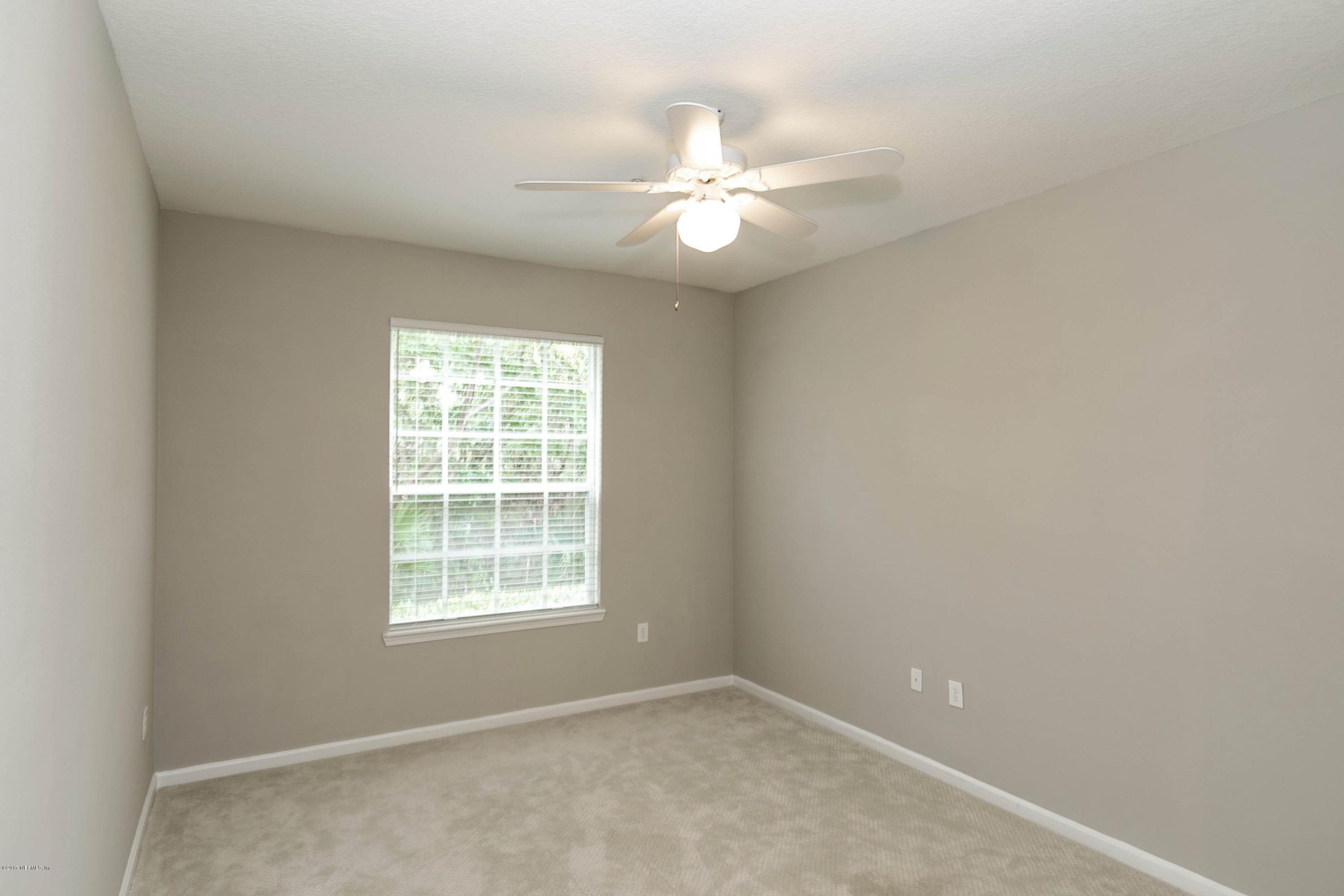 10550 Baymeadows Road, Unit 118 Jacksonville, FL 32256 - Photo 8 of 20 008_Master Bedroom