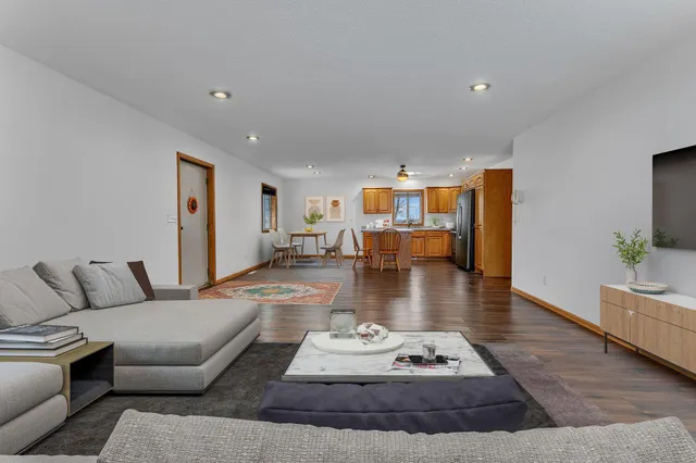 $525,000 | 40025 155th Avenue, Avon, MN 56310