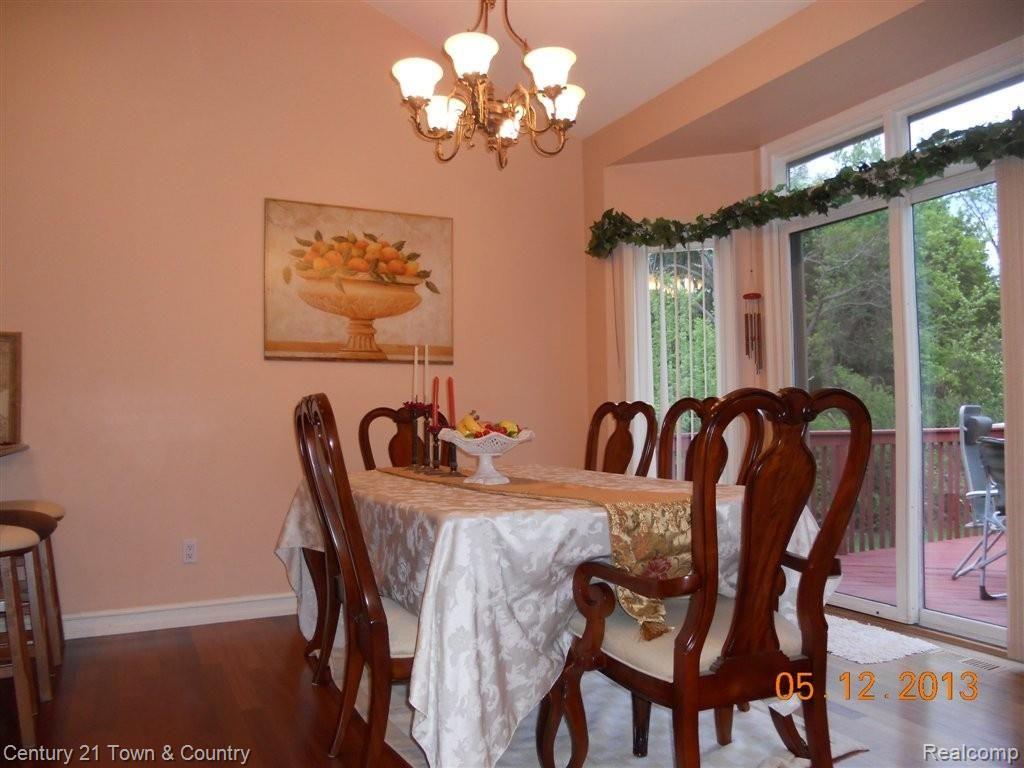 902 Trinway Road Troy, MI 48085 - Photo 15 of 24 diningroom.JPG