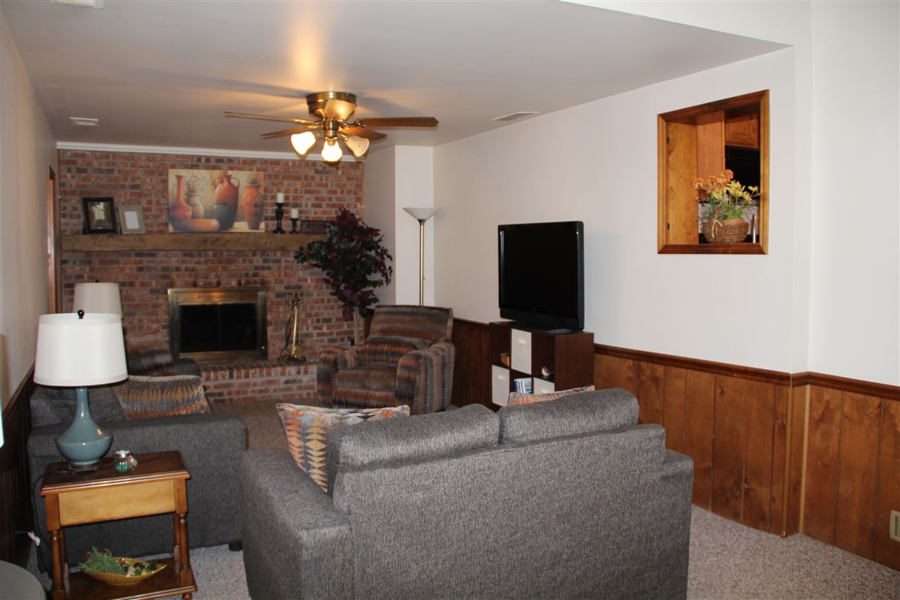6523 Little Schaefer Road Evansville, IN 47720 - Photo 2 of 33 Gallery Image 2