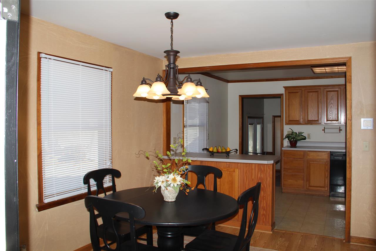 6523 Little Schaefer Road Evansville, IN 47720 - Photo 3 of 33 Gallery Image 3