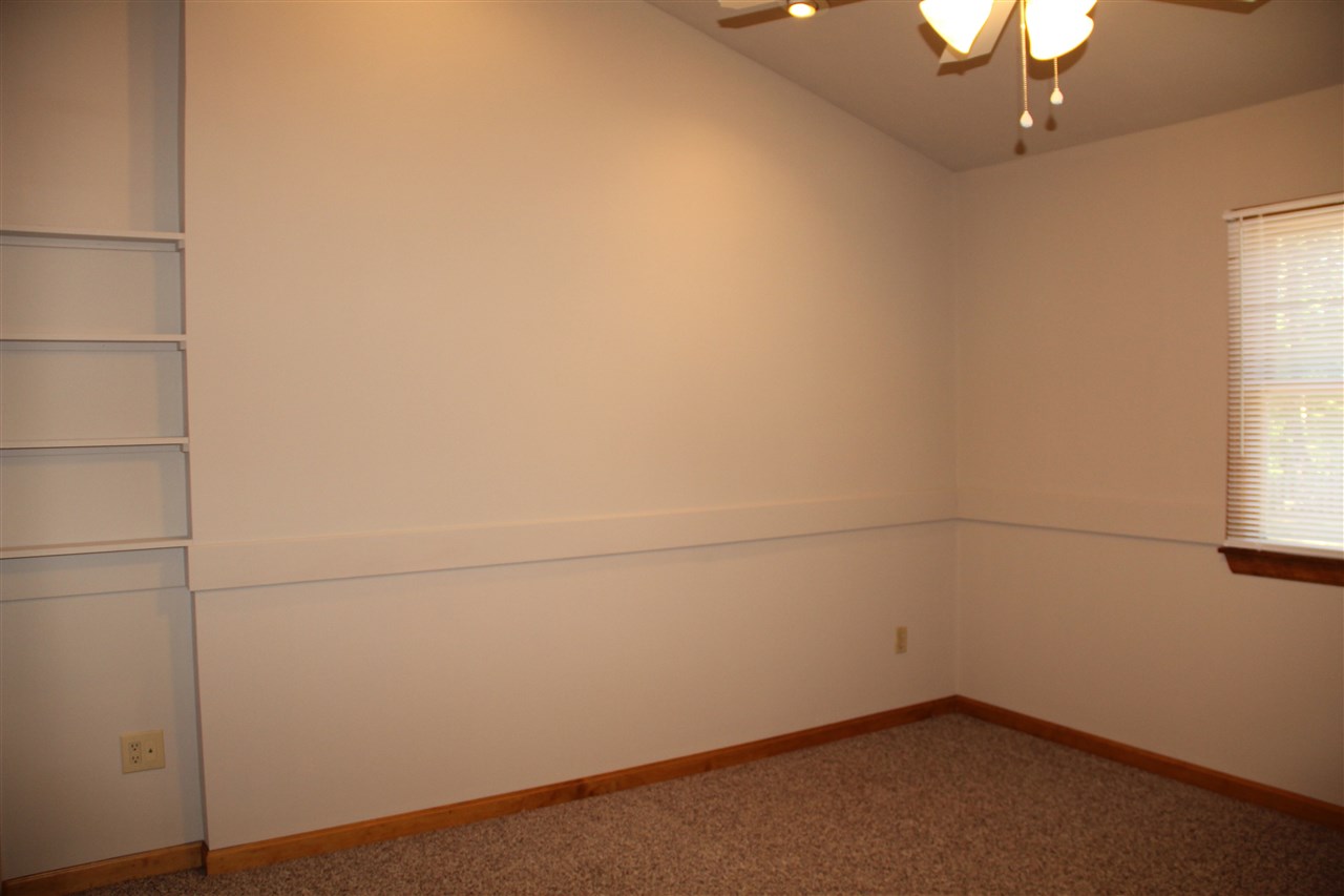 6523 Little Schaefer Road Evansville, IN 47720 - Photo 23 of 33 Gallery Image 23