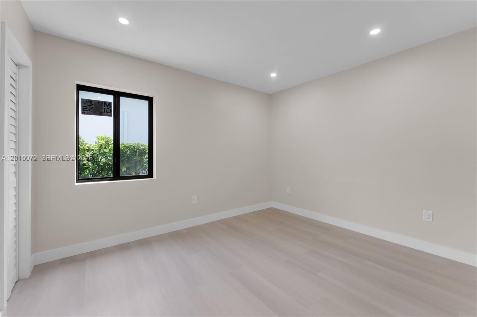 3250 Southwest 68th Avenue Miami, FL 33155 - Photo 17 of 29 Gallery Image 17