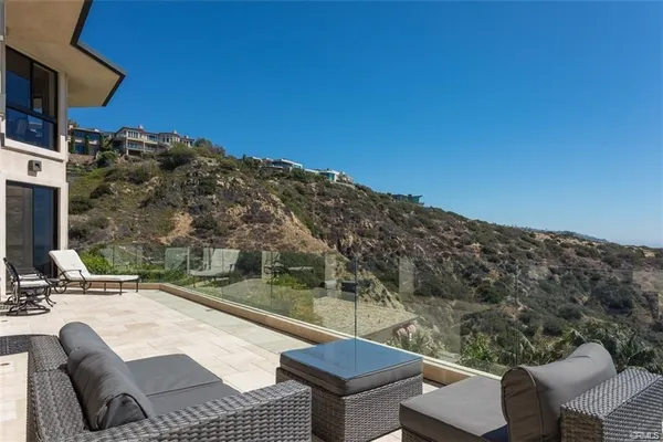 $17,500 | 1326 Skyline Drive, Laguna Beach, CA 92651