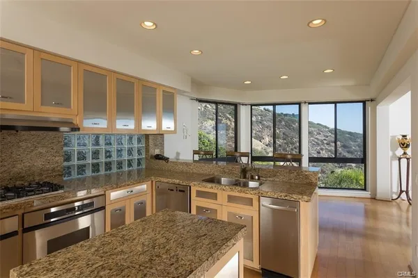 $17,500 | 1326 Skyline Drive, Laguna Beach, CA 92651