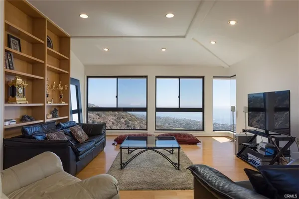 $17,500 | 1326 Skyline Drive, Laguna Beach, CA 92651