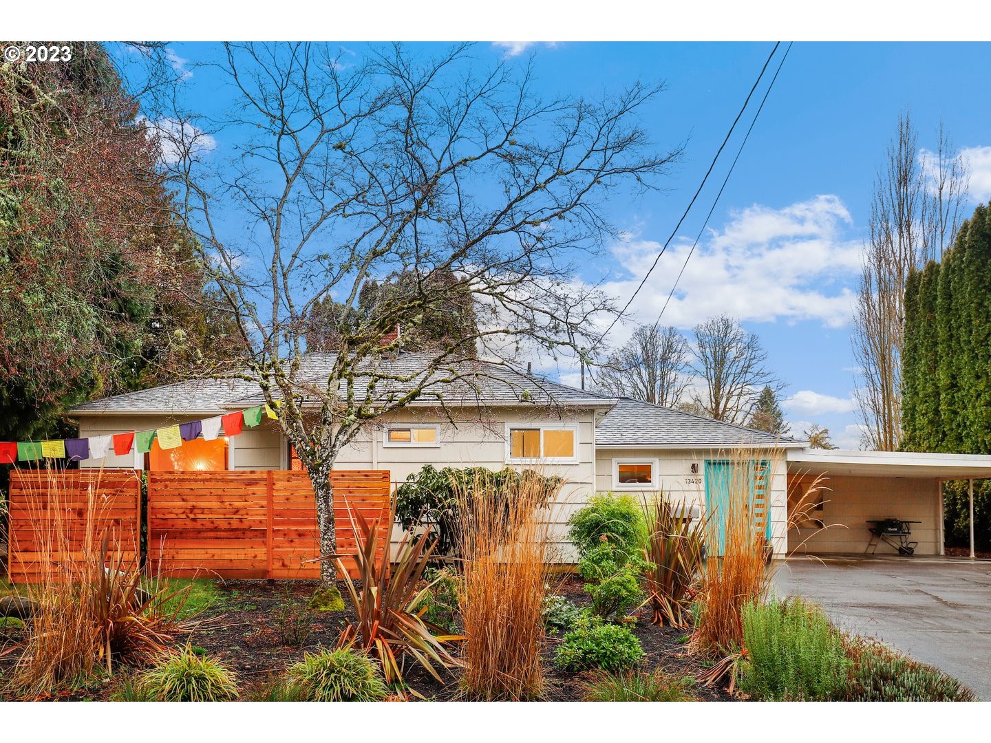 a view of house with outdoor space