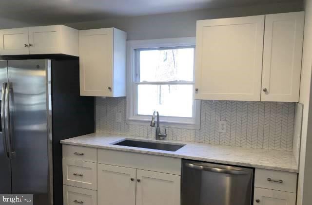 2414 Mole Road Secane, PA 19018 - Photo 4 of 14