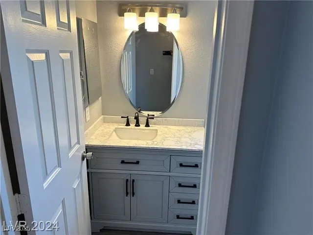 $2,655 | 1452 Bourne Valley Court, Las Vegas, NV 89123