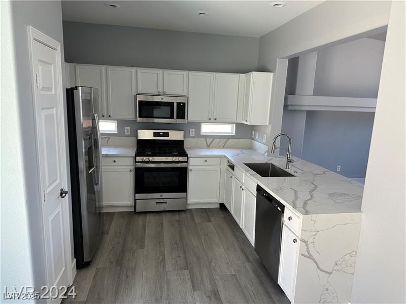 1452 Bourne Valley Court Las Vegas, NV 89123 - Photo 8 of 31