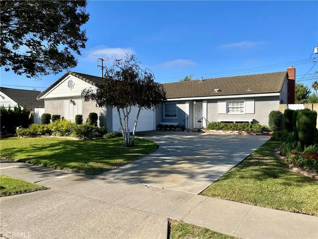 $1,050,000 | 16291 Hawaii Lane, Huntington Beach, CA 92649