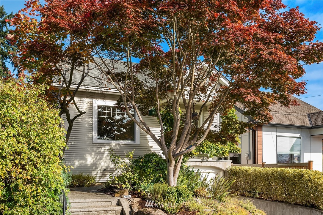930 North 78th Street Seattle, WA 98103 - Photo 2 of 36 Gallery Image 2