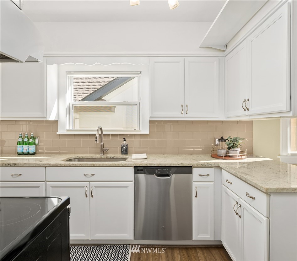 930 North 78th Street Seattle, WA 98103 - Photo 13 of 36 Gallery Image 13