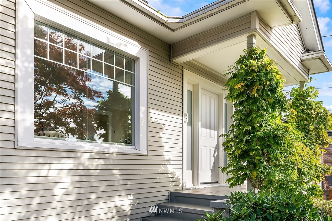 930 North 78th Street Seattle, WA 98103 - Photo 3 of 36 Gallery Image 3