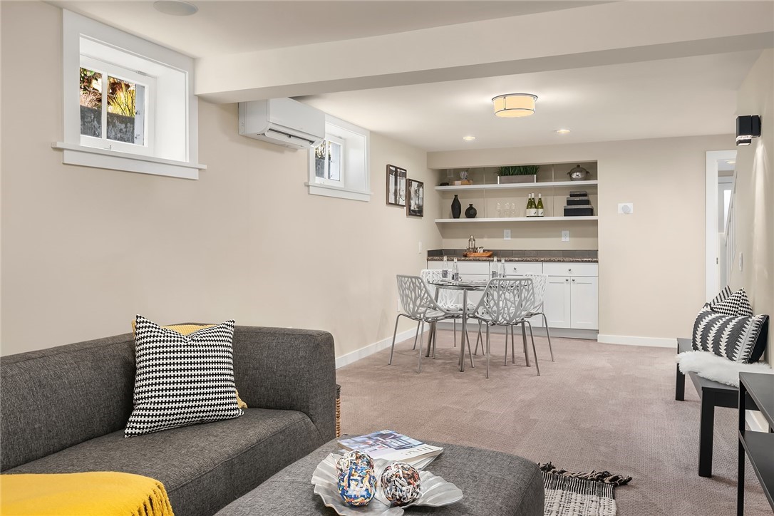 930 North 78th Street Seattle, WA 98103 - Photo 25 of 36 Gallery Image 25