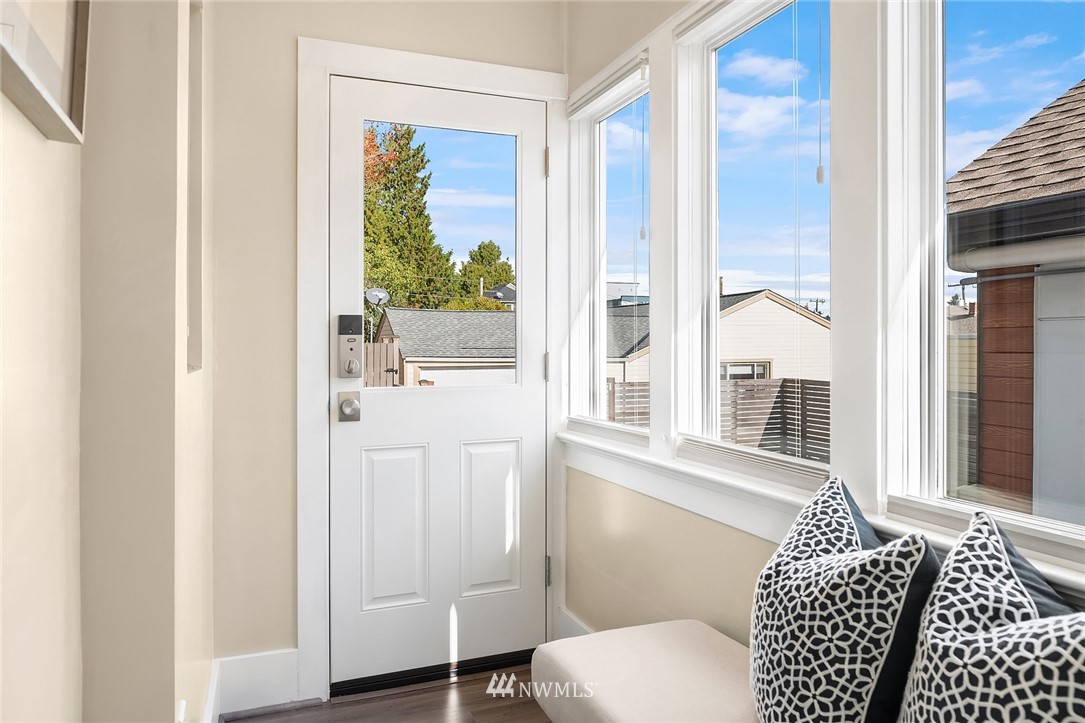 930 North 78th Street Seattle, WA 98103 - Photo 31 of 36 Gallery Image 31