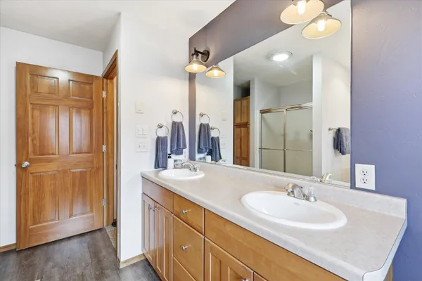 $480,000 | 1081 South Violet Lane, Appleton, WI 54914