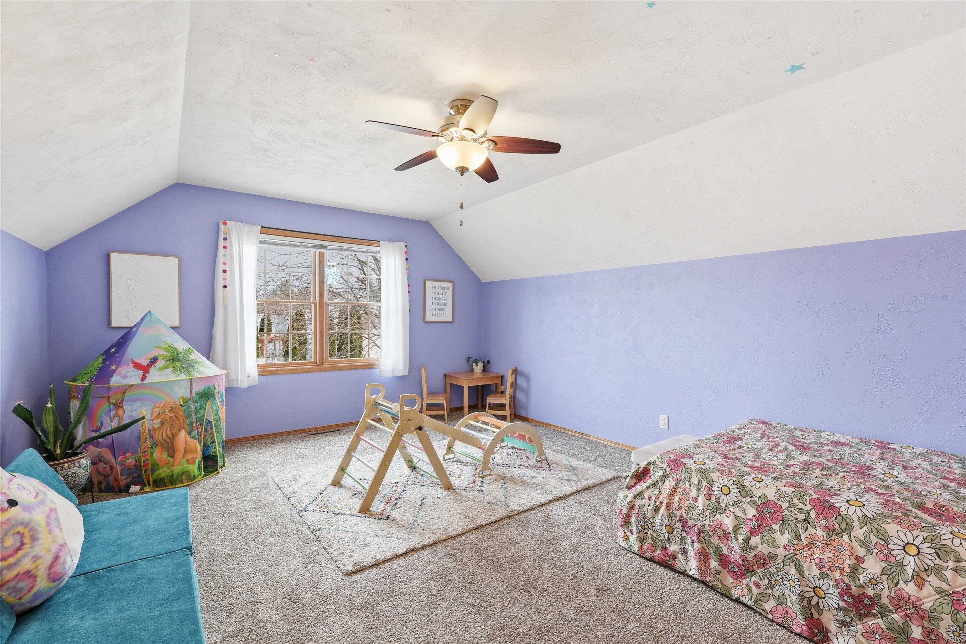 1081 South Violet Lane Appleton, WI 54914 - Photo 19 of 39