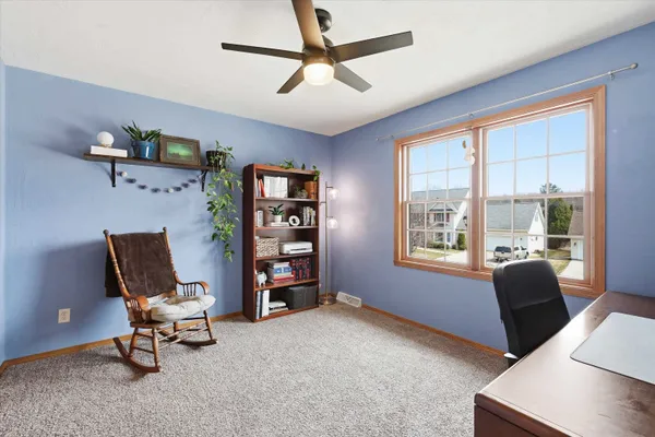 $480,000 | 1081 South Violet Lane, Appleton, WI 54914