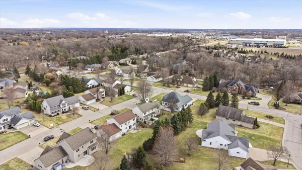 $480,000 | 1081 South Violet Lane, Appleton, WI 54914