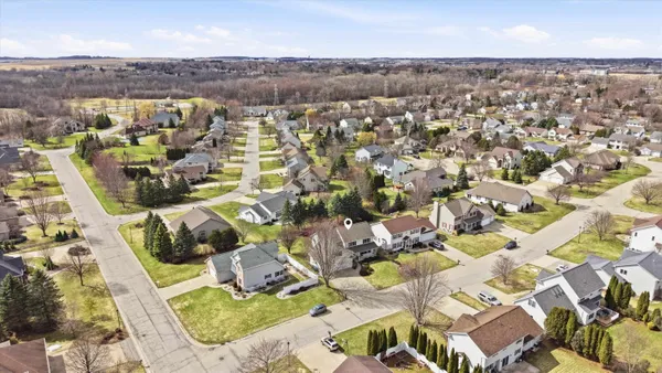 $480,000 | 1081 South Violet Lane, Appleton, WI 54914