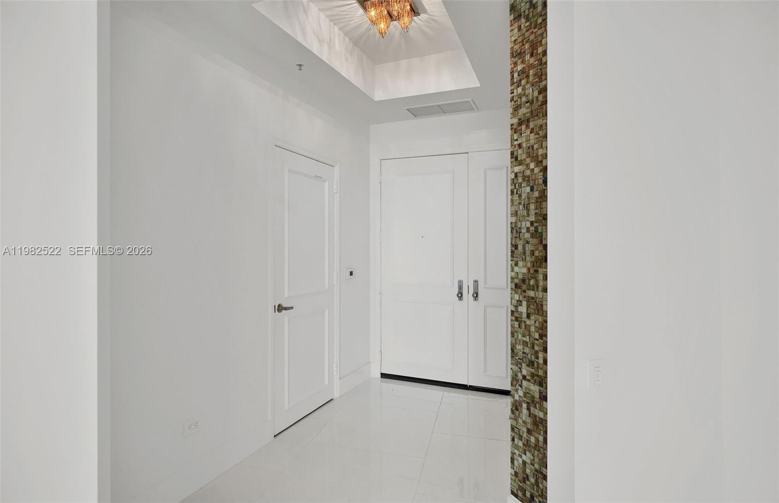 808 Brickell Key Drive, Unit 3702 Miami, FL 33131 - Photo 27 of 100