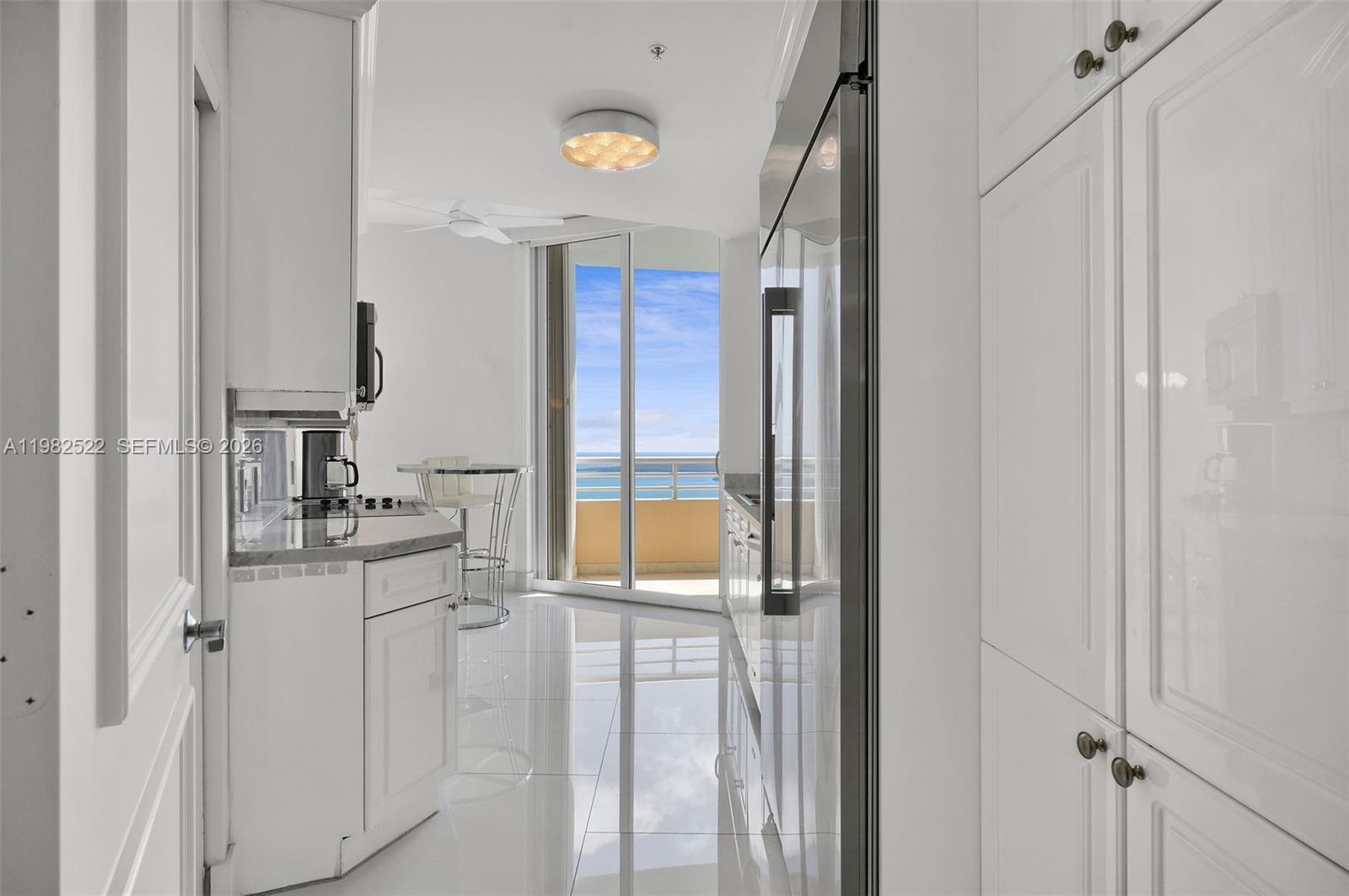 808 Brickell Key Drive, Unit 3702 Miami, FL 33131 - Photo 43 of 100