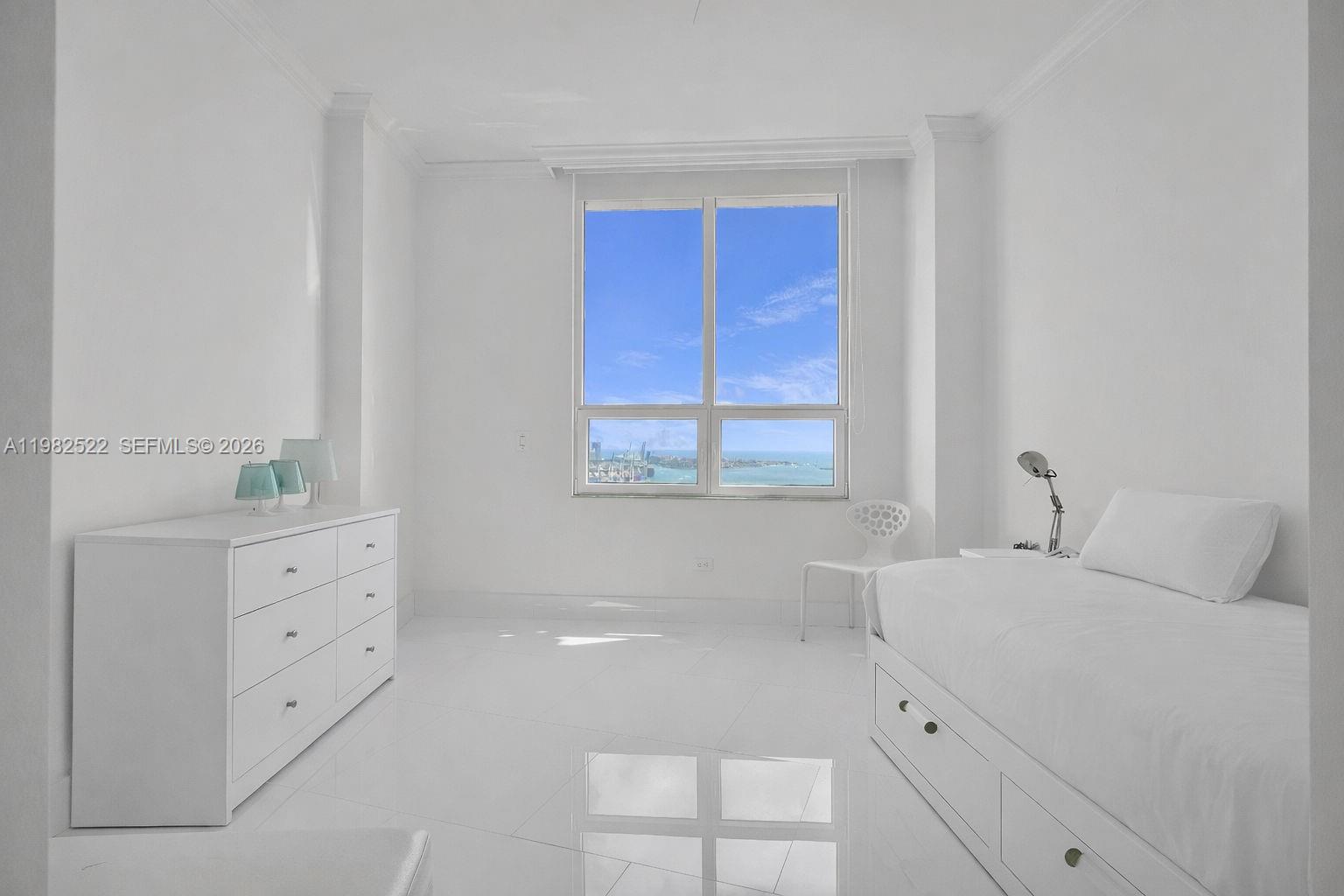 808 Brickell Key Drive, Unit 3702 Miami, FL 33131 - Photo 51 of 100