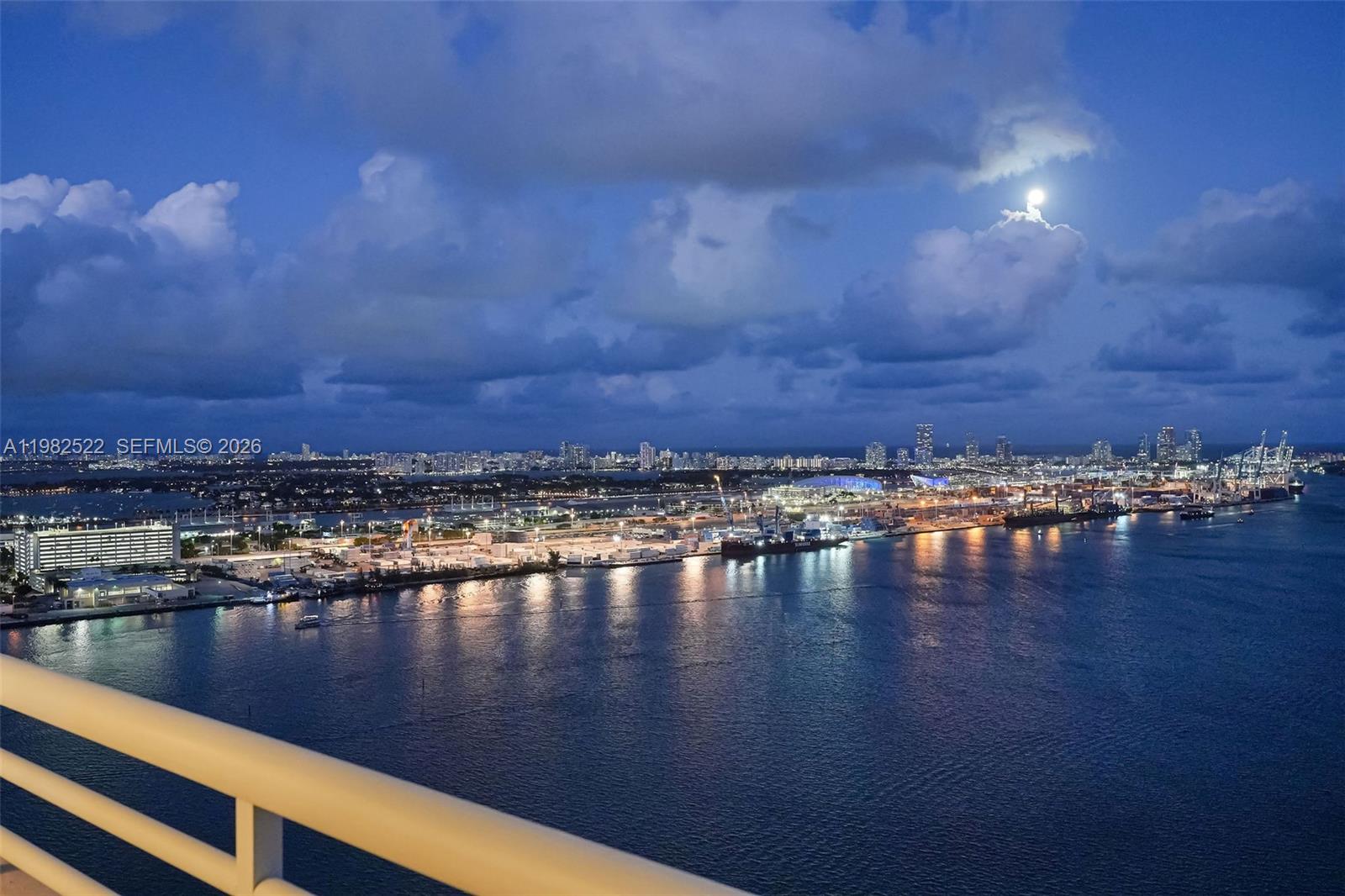 808 Brickell Key Drive, Unit 3702 Miami, FL 33131 - Photo 84 of 100