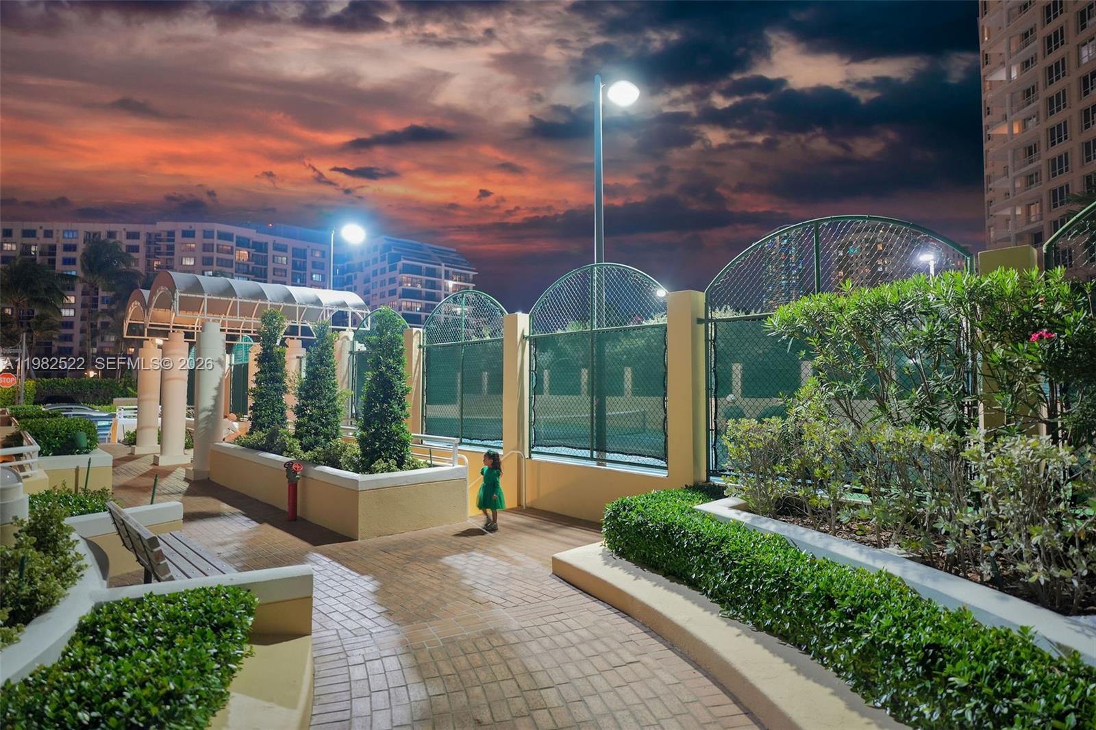 808 Brickell Key Drive, Unit 3702 Miami, FL 33131 - Photo 99 of 100