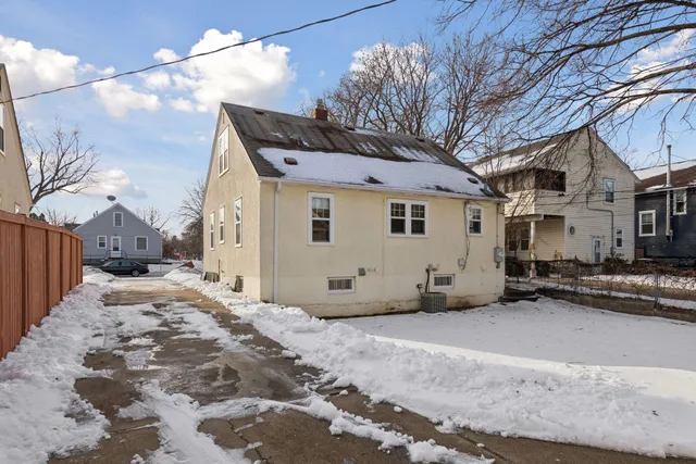 $299,000 | 3600 East 55th Street, Minneapolis, MN 55417