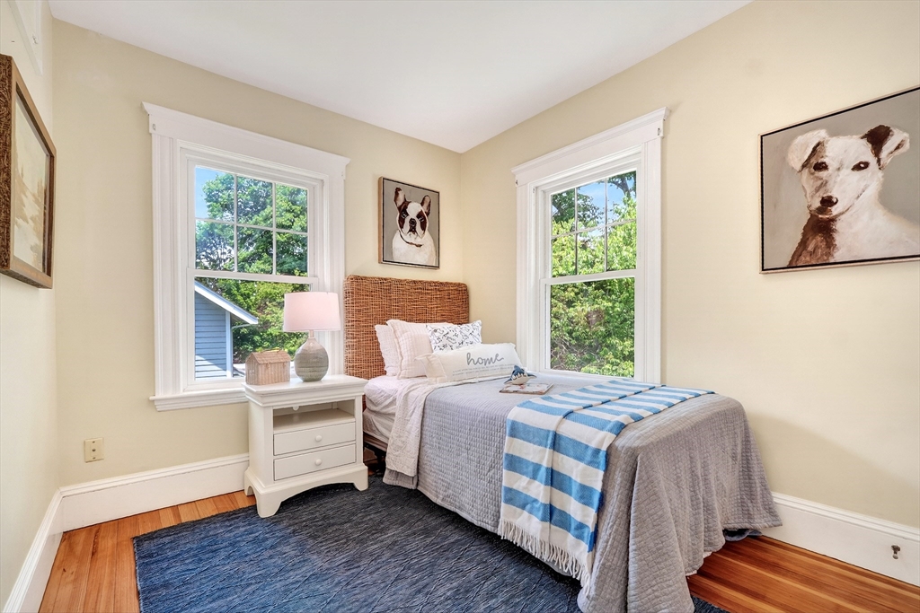 45 Maple Road Melrose, MA 02176 - Photo 24 of 38