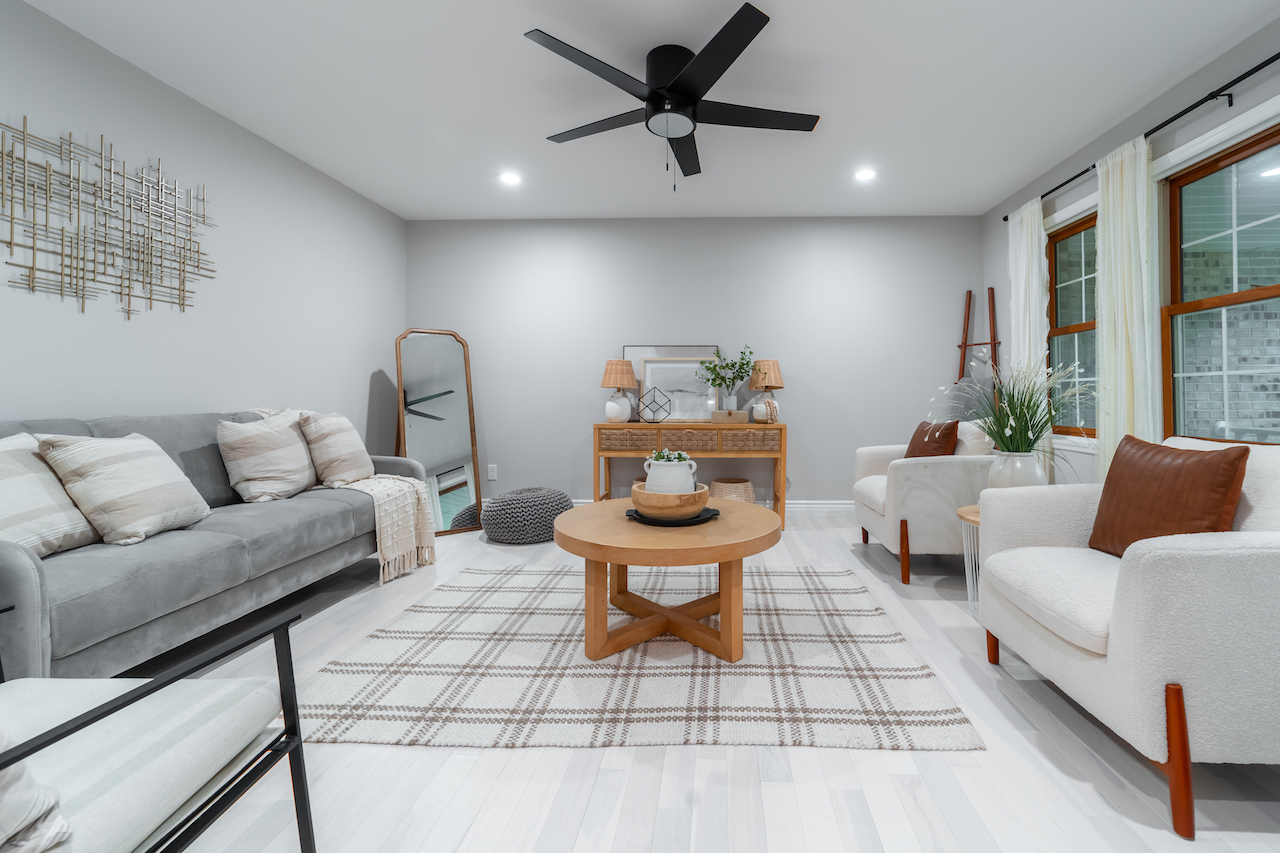 4818 5th Street Winthrop Harbor, IL 60096 - Photo 16 of 42 a living room with furniture and a large window