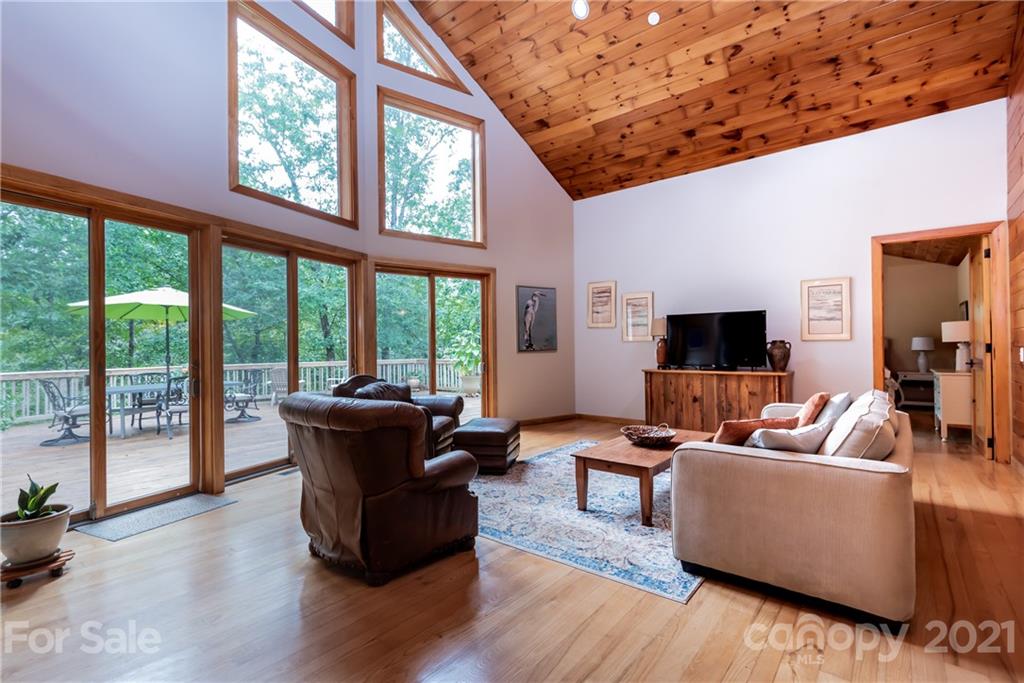 504 Revenuer Ridge Lane Hiddenite, NC 28636 - Photo 16 of 48 Gallery Image 16
