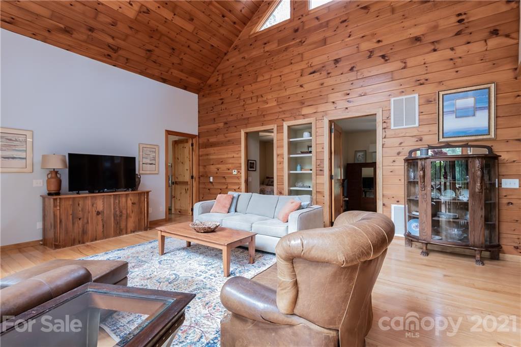 504 Revenuer Ridge Lane Hiddenite, NC 28636 - Photo 18 of 48 Gallery Image 18
