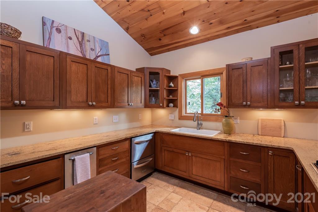 504 Revenuer Ridge Lane Hiddenite, NC 28636 - Photo 20 of 48 Gallery Image 20