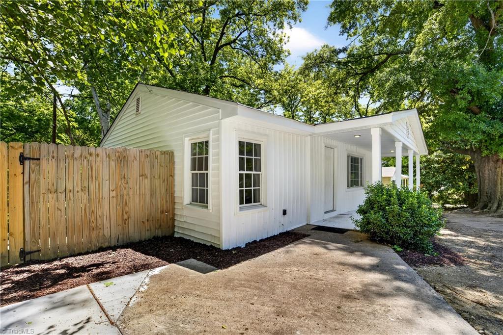 1005 Rucker Street Greensboro, NC 27407 - Photo 9 of 44