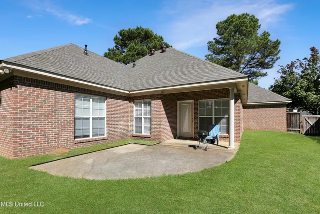 $255,000 | 131 Devlin Springs Drive, Madison, MS 39110
