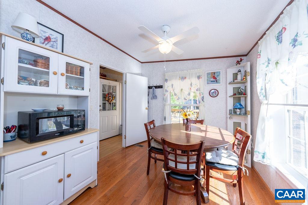 416 Hummingbird Road Scottsville, VA 24590 - Photo 11 of 36 Gallery Image 11