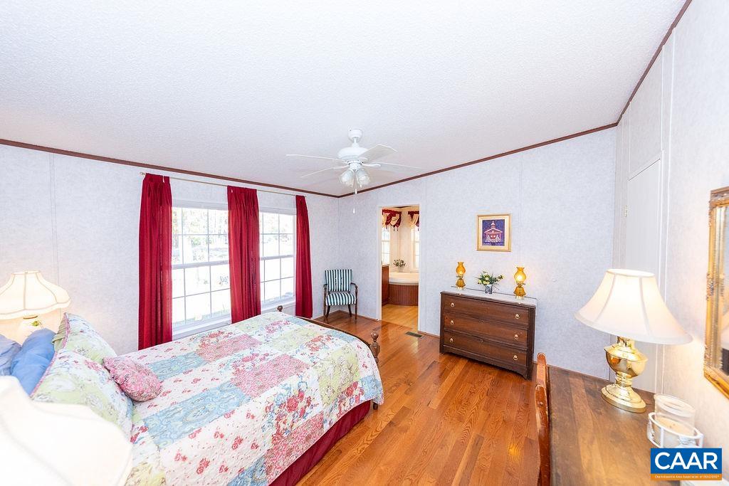 416 Hummingbird Road Scottsville, VA 24590 - Photo 12 of 36 Gallery Image 12