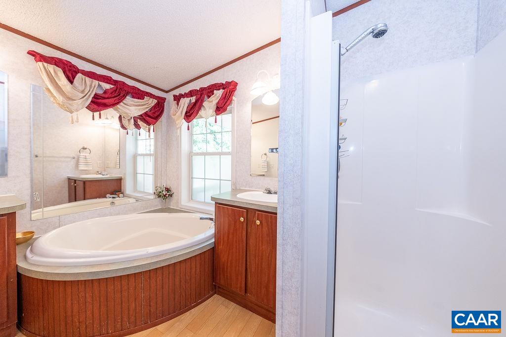 416 Hummingbird Road Scottsville, VA 24590 - Photo 16 of 36 Gallery Image 16