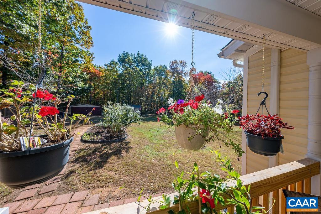 416 Hummingbird Road Scottsville, VA 24590 - Photo 26 of 36 Gallery Image 26