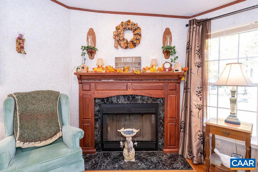 416 Hummingbird Road Scottsville, VA 24590 - Photo 4 of 36 Gallery Image 4