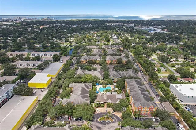 $330,000 | 4207 South Dale Mabry Highway, Unit 11207, Tampa, FL 33611